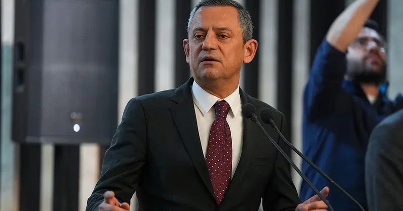 Dört adımlı yol haritası! Özgür Özel in yeni partisi için o tarih öne çıktı