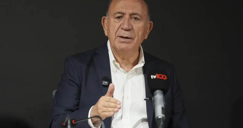 İstanbul da partiye 200 kişi katıldı! Gürsel Tekin den hodri meydan
