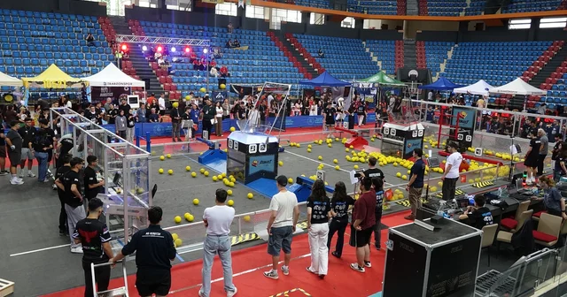 Lise öğrencilerinin uluslararası robotik yarışma heyecanı Trabzon Haberleri Habertürk Yerel Haberler