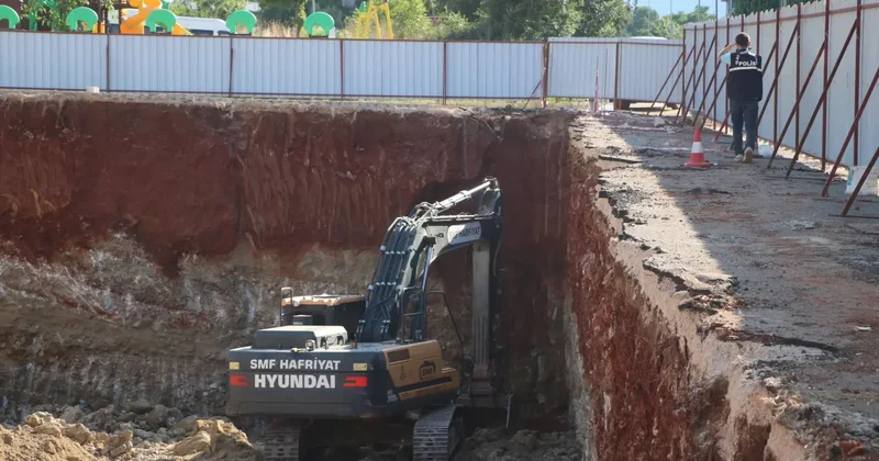 Denizli de feci ölüm: Kepçe operatörü göçük altında kaldı!