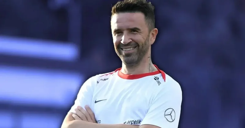 Gökhan Gönül den sürpriz karar! Süper Lig ekibine yardımcı antrenör oldu