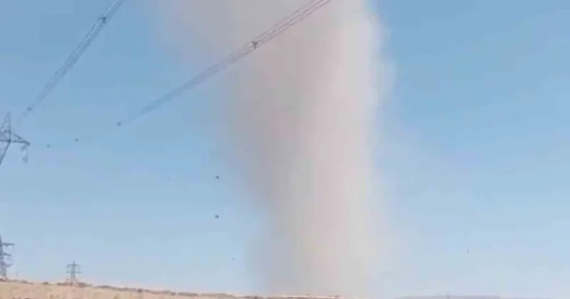 Elazığ’da korkutan hortum kamerada