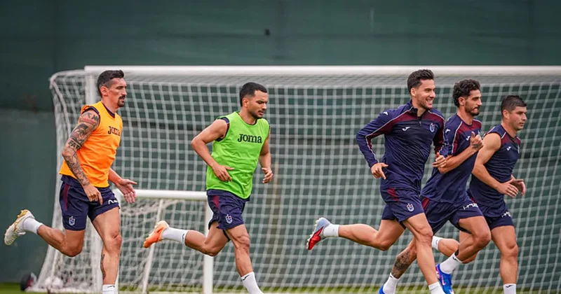 Trabzonspor, yeni sezon hazırlıklarını çift antrenmanla sürdürdü