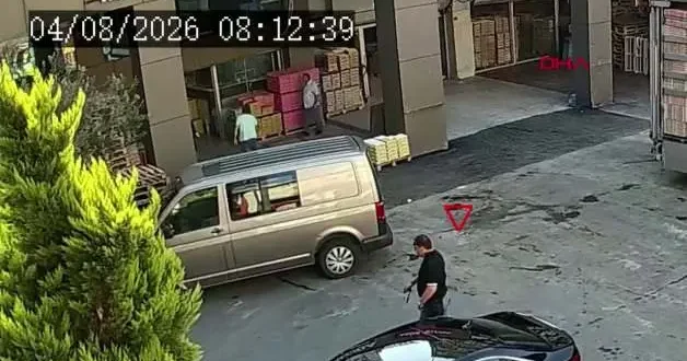 Bayrampaşa’da sinyal kesiciyle aracın kilitlenmesini engelleyip 200 bin lira çalan şüpheli tutuklandı