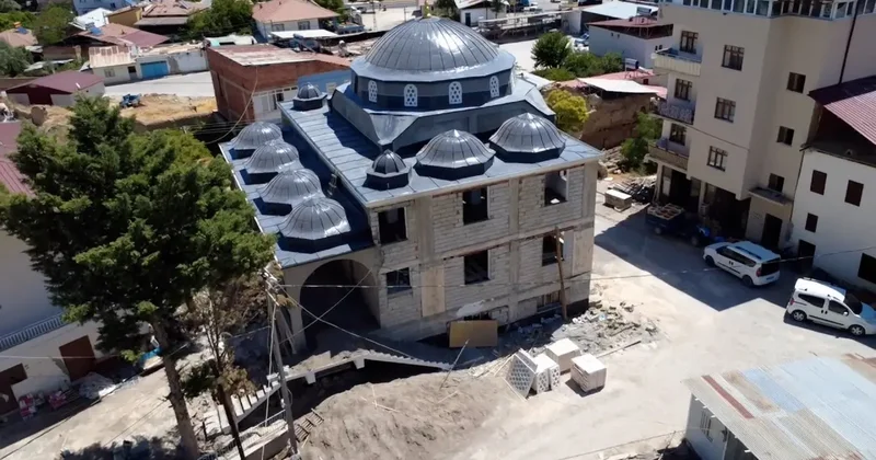 Malatya da depremde yıkılan caminin yüzde 80 i tamamlandı: Destek bekleniyor
