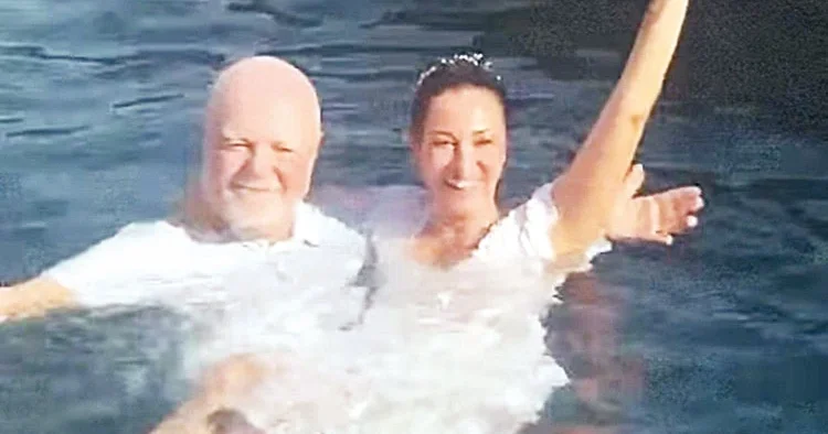 Aşka denizle imza attılar
