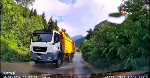 Artvin de bir taksicinin zor anları