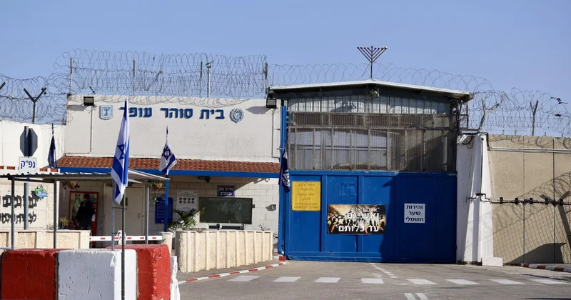 Filistinli esir, İsrail hapishanelerindeki kötü muameleyi anlattı