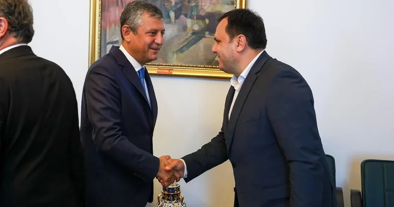 Dalaman Belediye Başkanı Sezer Durmuş CHP den istifa etti; yarın Yeni Parti ye geçecek Sözcü Gazetesi