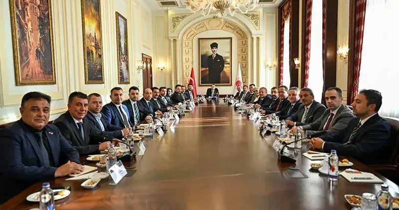 Bakan Gürlek, Nevşehir heyeti ile bir araya geldi