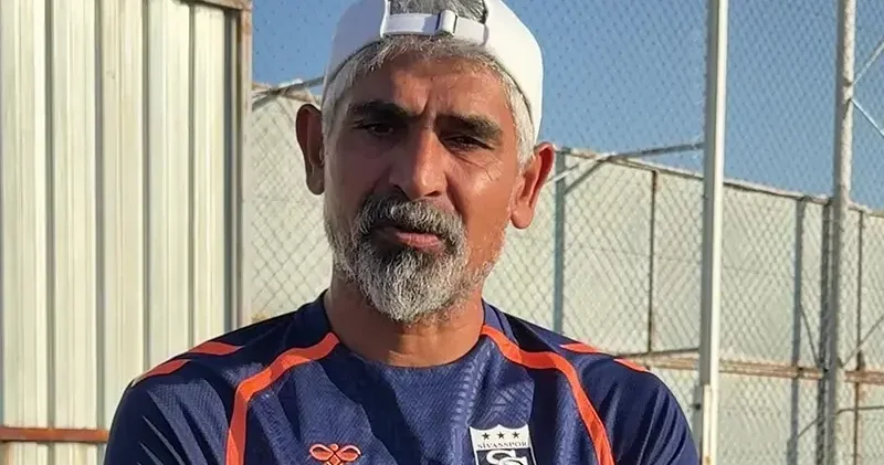 Sivasspor Teknik Direktörü İsmet Taşdemir: Üstüne katarak devam edeceğiz