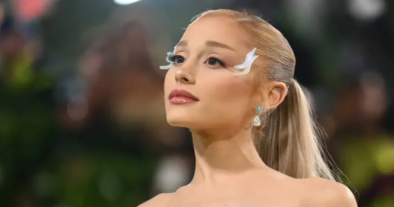 Eleştiri yağınca kariyerine ara vermişti: Ariana Grande sınır çizdim diyerek duyurdu