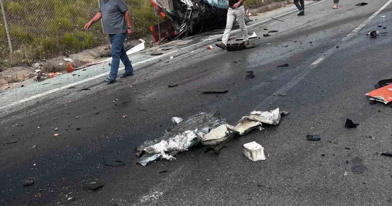 Şile de Tır Çarpışması: Yaralılar Hastaneye Kaldırıldı