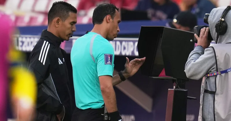 UEFA yeni sistemi duyurdu: Clear Line kullanıma sunuldu!