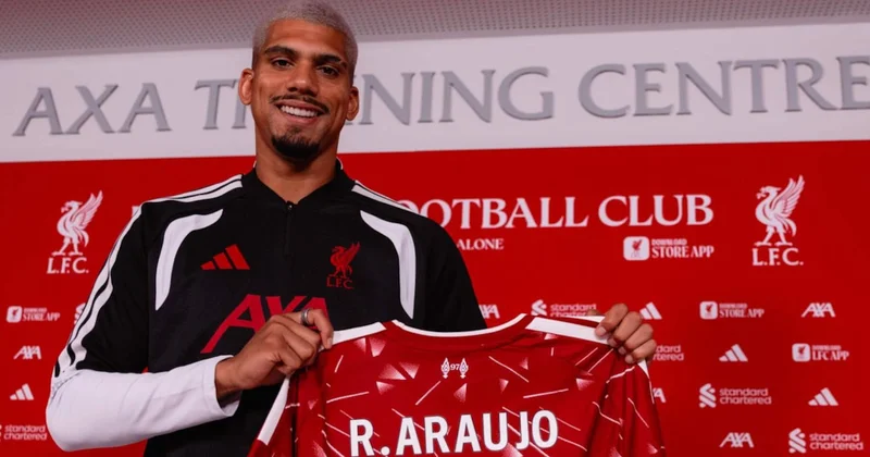 Liverpool Araujo’yu kiraladı Sözcü Gazetesi