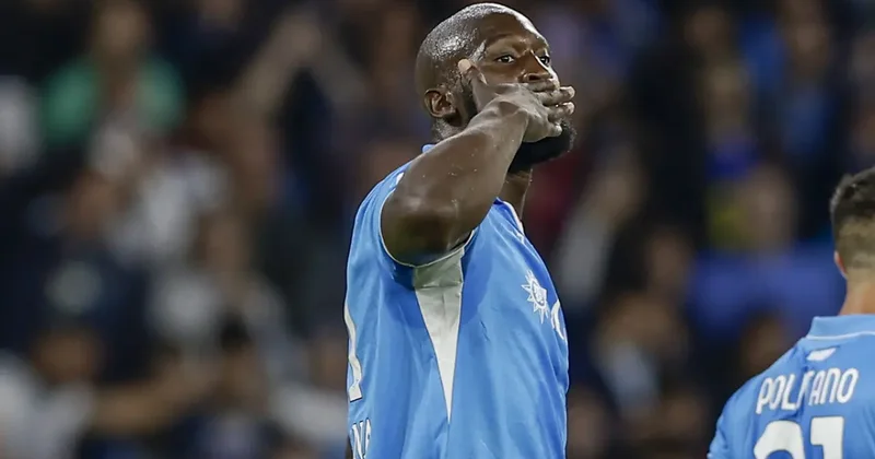 Fenerbahçe teklif yükseltti, Napoli indirime gitti! Lukaku transferinde imza an meselesi