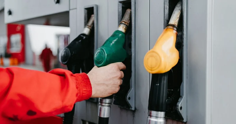 Araç sahiplerine kötü haber: Akaryakıt fiyatları 1,56 TL arttı! İşte, Ağustos 2026 zamlı LPG, motorin fiyatı ve benzin fiyatları ne kadar, kaç TL oldu?