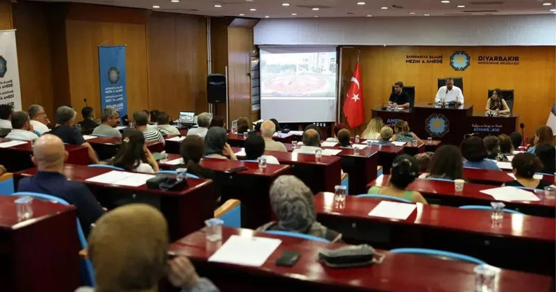 Diyarbakır Büyükşehir Belediyesi’nde yeni Meclis Başkan Vekili Evin Yelboğa oldu