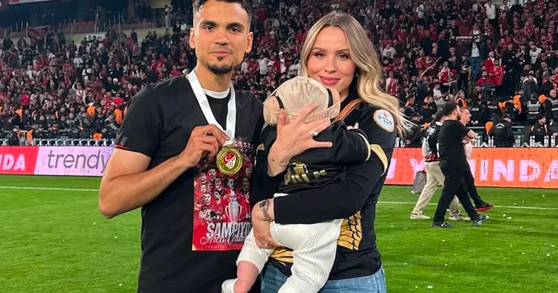 Çorum FK lı futbolcu Atakan Akkaynak ve ailesi TIR a arkadan çarptı Sözcü Gazetesi