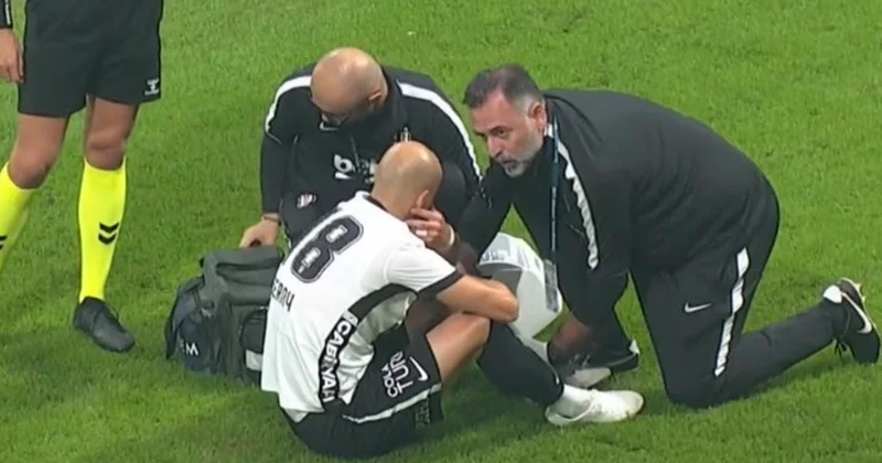 Beşiktaş ta Cerny şoku! Sekerek oyundan çıktı Sözcü Gazetesi