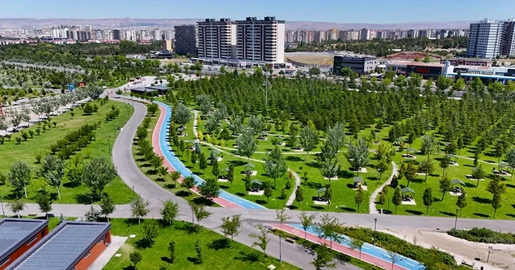 Kayseri ye uluslararası ödül: Recep Tayyip Erdoğan Millet Bahçesi ne Yeşil Bayrak gururu