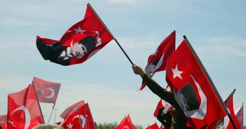 28 Ekim yarım gün mü? 29 Ekim tatil mi, bu sene Cumhuriyet Bayramı hangi güne denk geliyor?