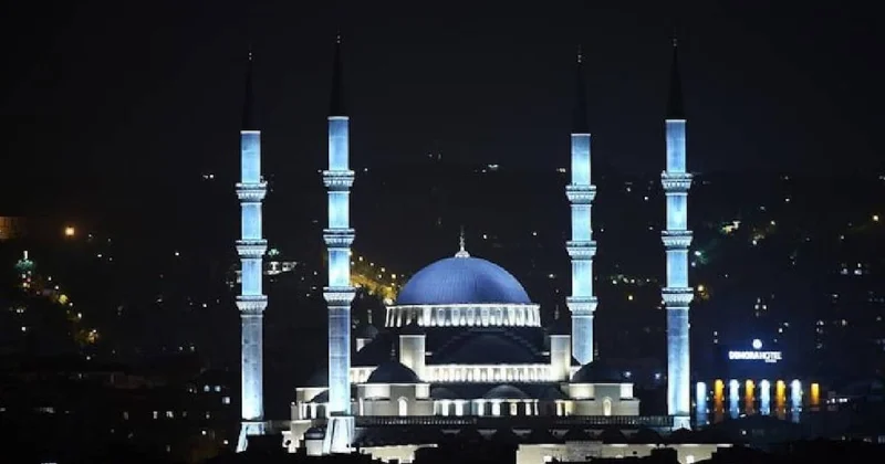 Türkiye nin en dindar illeri belli oldu: İlk sıradaki şehir Konya değil Sözcü Gazetesi