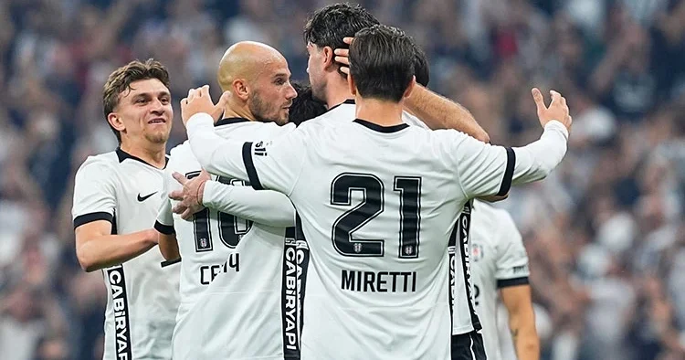 Beşiktaş, bu sezon Dolmabahçe de 8 de 8 yaptı!
