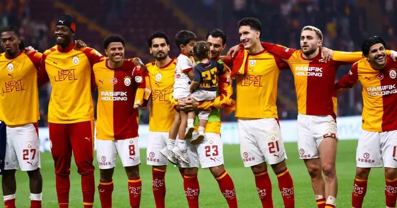 Galatasaray da ilk ayrılık kesinleşti! Yıldız isim devre arasında yolcu