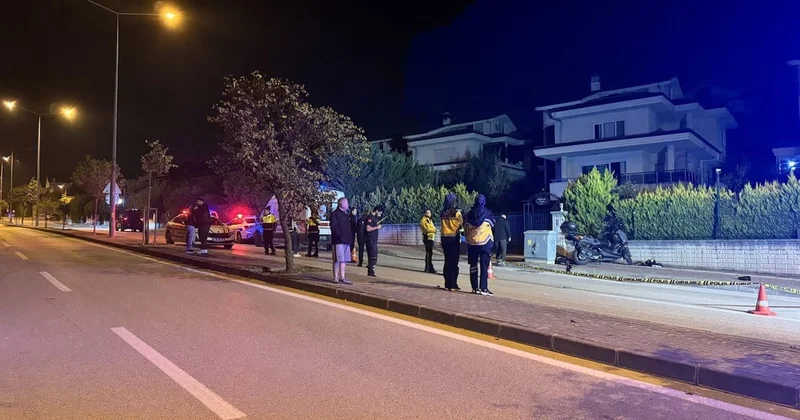 Motosiklet sürücüsü elektrik panosuna çarpıp hayatını kaybetti Sözcü Gazetesi