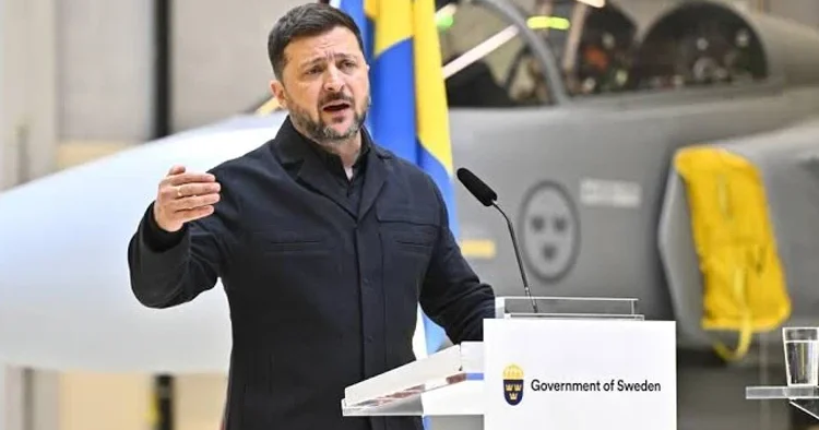 Zelenski den Rusya ya seçim ateşkesi önerisi