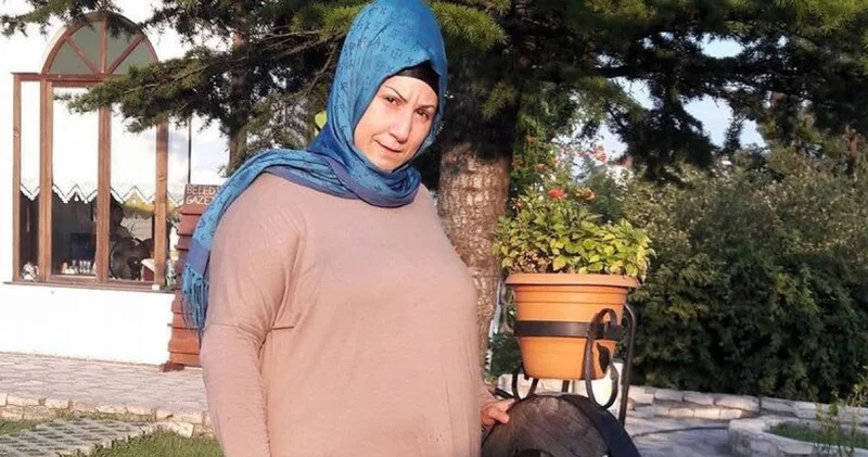 Son dakika haberler: İstanbul da 48 yaşındaki Müyesser Kartav, kızı tarafından yatağında ölü bulundu Son dakika haberleri