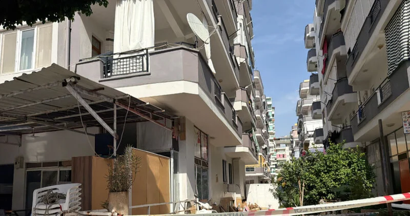 Son dakika: Dehşet! Kız kardeşini balkondan attı iddiası! Son dakika haberleri