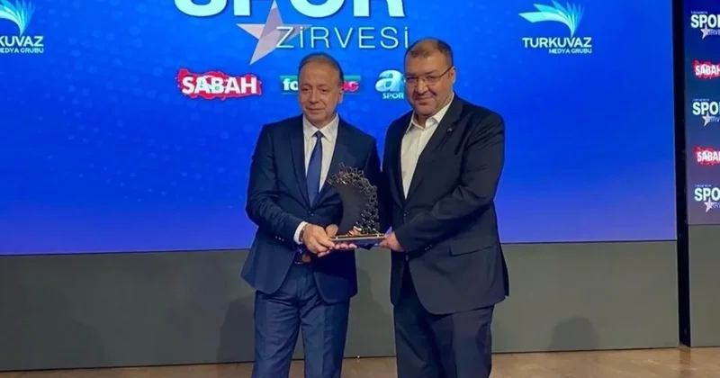 Spor haberciliğine yeni boyut! Yılın en iyi spor haber sitesi: .tr