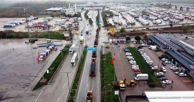 TSK birlikleri, NATO tatbikatı için Kapıkule den çıkış yaptı Edirne Haberleri