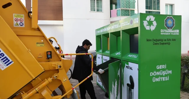 15 sitede ayrıştırılan atıklar geri dönüşüme entegre ediliyor Diyarbakır Haberleri