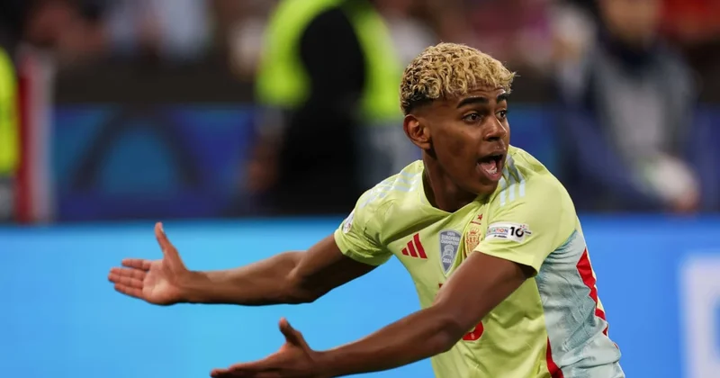 Gürcistan ve Türkiye maçları öncesi Yamal şaşkınlığı Sözcü Gazetesi