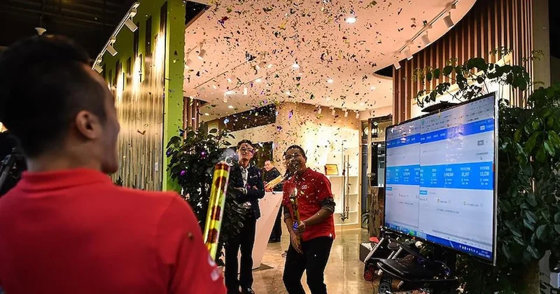 Yalnızlık servet getirdi Bekarlar Günü sınırları aştı Sözcü Gazetesi