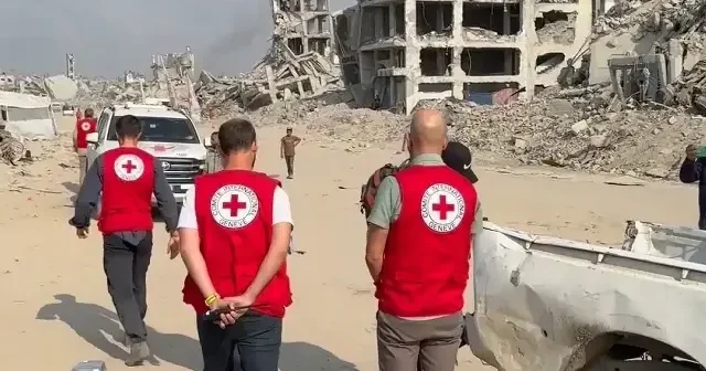 İsrailli esilerin cesetlerini arama çalışmaları devam ediyor VİDEO İZLE