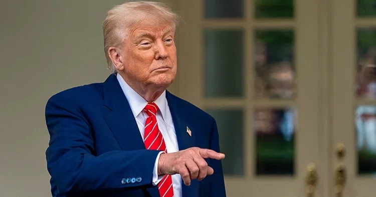 Trump, BBC ye 1 milyar dolarlık dava hazırlığında