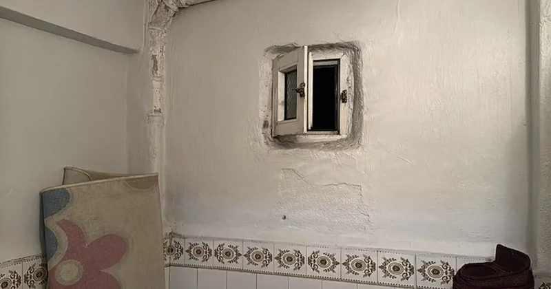 Bebeğini apartman boşluğuna attı