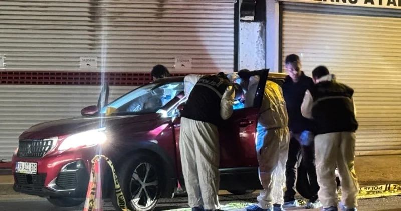 Büyükçekmece de şüpheli tartıştığı 3 arkadaşını vurdu: 2 ölü 1 ağır yaralı