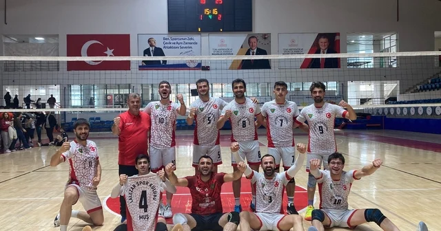 Muş Lalezar Spor, ilk yarıyı galibiyetle tamamladı Muş Haberleri