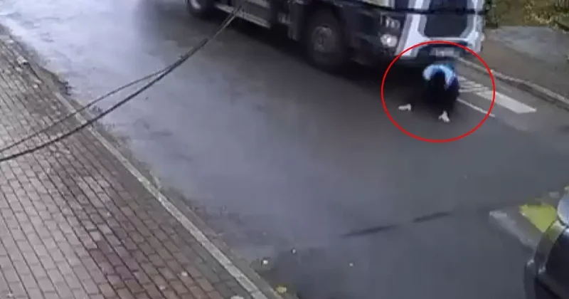 Belediye işçisinin acı sonu! Kamera dehşet anları saniye saniye kaydetti