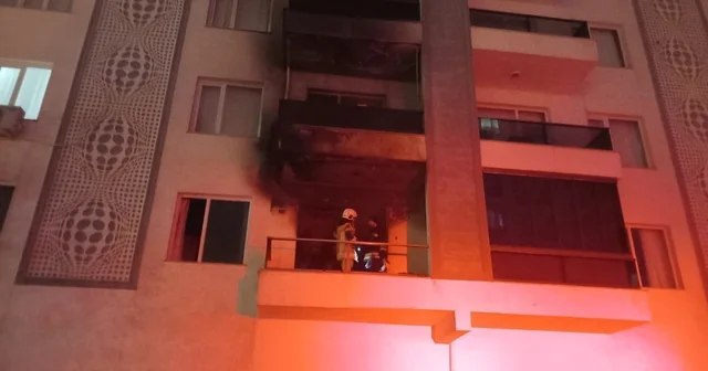 Uzaklaştırma kararı sonrası evini ateşe verdi Diyarbakır Haberleri