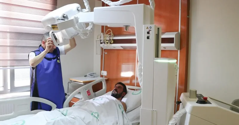 ASELSAN, yapay zeka destekli mobil röntgen cihazını hizmete sundu