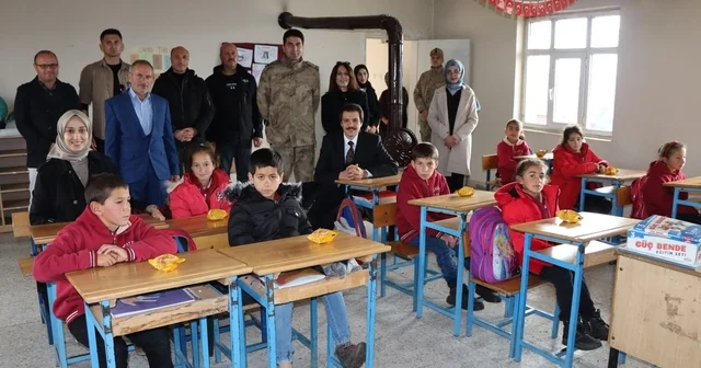 Kalecik köyünde devlet vatandaş buluşması Erzincan Haberleri