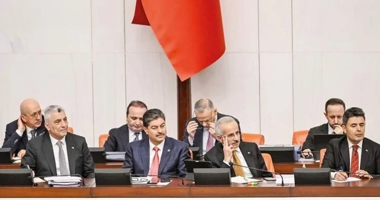 Meclis’ten bütçe manzaraları… Sayı sıkıntısı