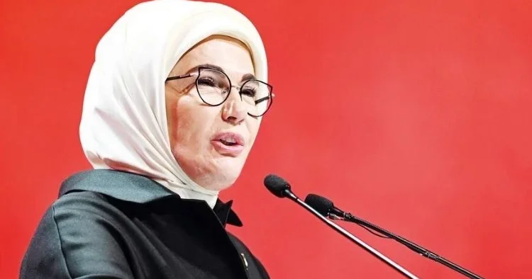 Emine Erdoğan: İnsan hakkı onursal hak