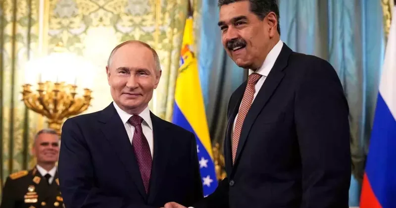 Putin ve Maduro Telefon Görüşmesi Yaptı